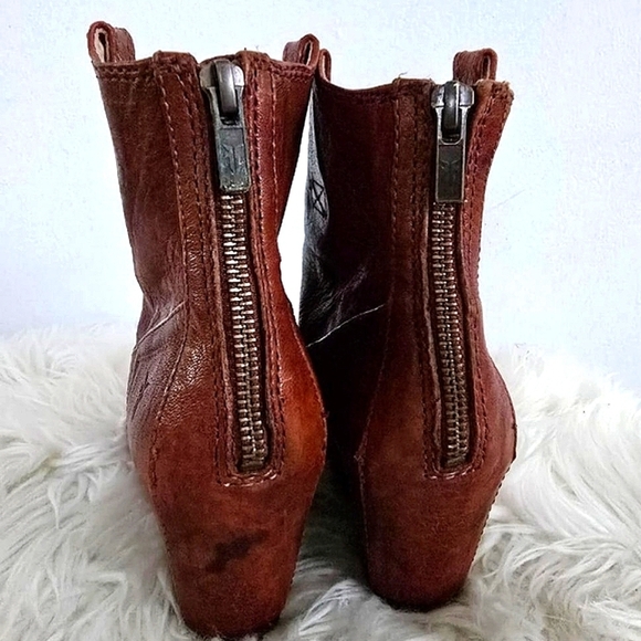 Frye Carson Hidden Wedge Leather Brown Booties Size 6.5M🌴 - Picture 6 of 10